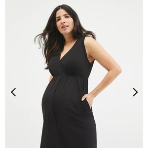 *sold*Motherhood maternity 3 in 1 labor. Delivery, nursing gown large